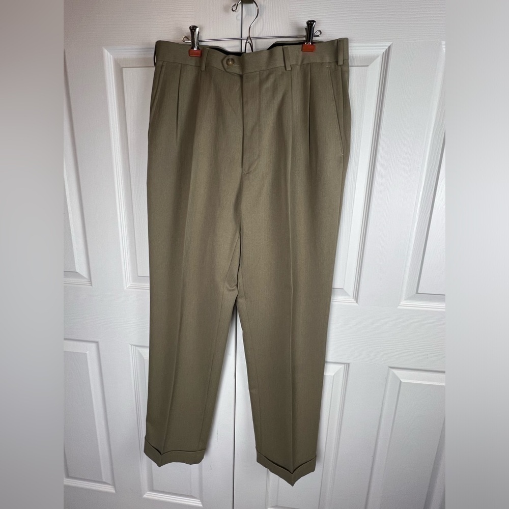 Executive Classic Natural Issue - Men’s dress pants - Size 36 x 32- Dark Kacki